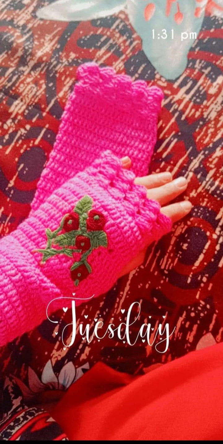 Crochet Gloves: Cozy, Stylish Handwear (On order and choice )