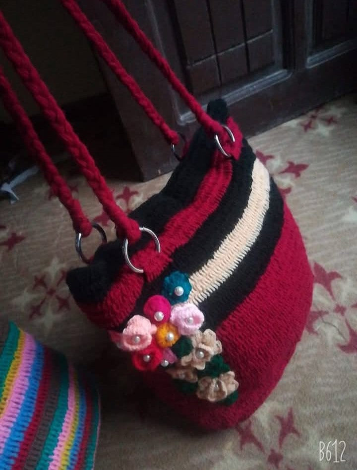 Crochet Hand bag (Made on order)