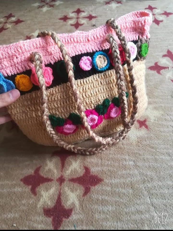 Crochet Hand bag (Made on order)